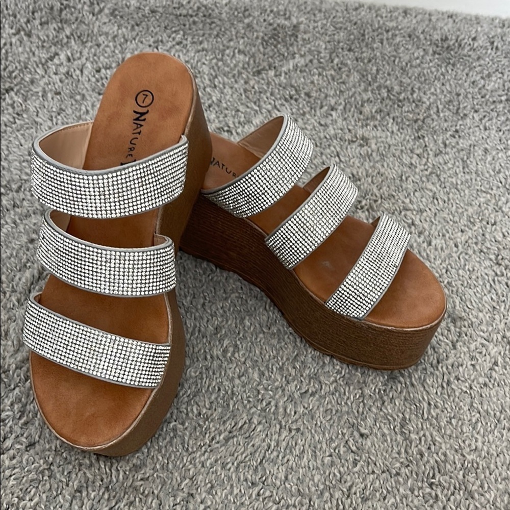 Nature Breeze Women's Silver Wedge Sandals